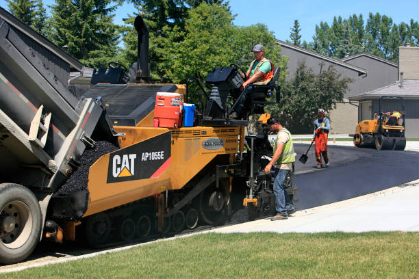 Best Local Driveway Pavers  in Leon, IA